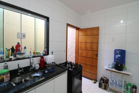 Casa à venda com 75m², 2 quartos e 2 vagasCozinha