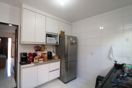 Casa à venda com 75m², 2 quartos e 2 vagasCozinha