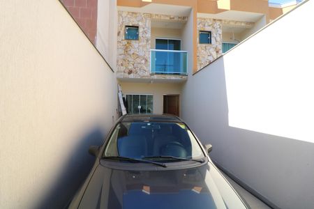 Casa à venda com 75m², 2 quartos e 2 vagasGaragem
