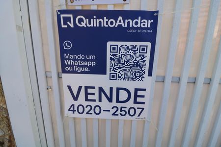 Casa à venda com 75m², 2 quartos e 2 vagasFachada