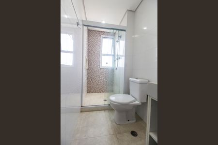 Banheiro da Suíte de apartamento para alugar com 3 quartos, 96m² em Alphaville Empresarial, Barueri