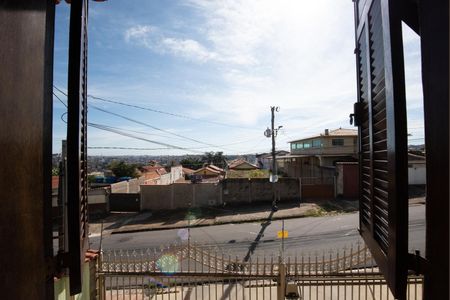 Casa à venda com 360m², 3 quartos e 4 vagas Casa à venda com 360m², 3 quartos e 4 vagasSuite