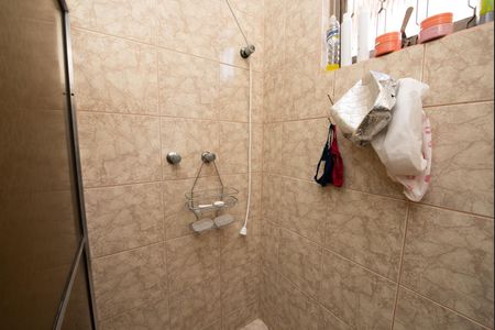 Casa à venda com 360m², 3 quartos e 4 vagas Casa à venda com 360m², 3 quartos e 4 vagasBanheiro 1