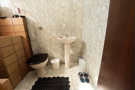 Casa à venda com 360m², 3 quartos e 4 vagas Casa à venda com 360m², 3 quartos e 4 vagasBanheiro 3