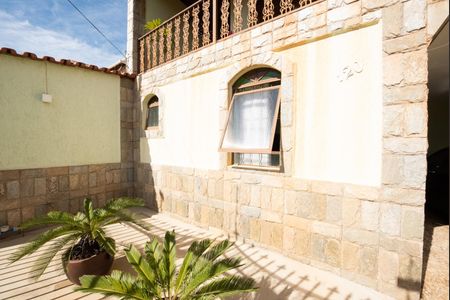 Casa à venda com 360m², 3 quartos e 4 vagas Casa à venda com 360m², 3 quartos e 4 vagasGaragem