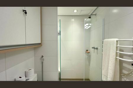 Apartamento à venda com 42m², 1 quarto e 1 vaga Apartamento à venda com 42m², 1 quarto e 1 vagaBanheiro da Suíte