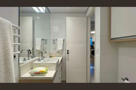 Apartamento à venda com 42m², 1 quarto e 1 vaga Apartamento à venda com 42m², 1 quarto e 1 vagaBanheiro da Suíte