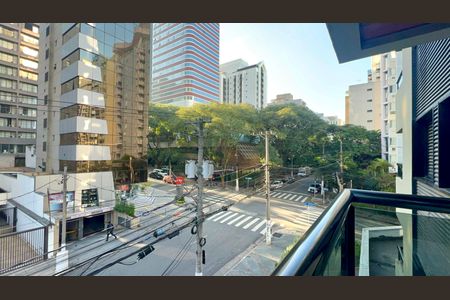 Apartamento à venda com 42m², 1 quarto e 1 vaga Apartamento à venda com 42m², 1 quarto e 1 vagaVaranda