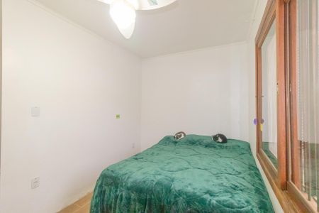 Casa à venda com 4 quartos, 227m² em Harmonia, Canoas