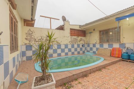 Casa à venda com 227m², 4 quartos e 3 vagas