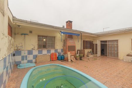 Casa à venda com 227m², 4 quartos e 3 vagas