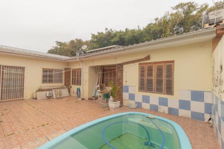 Casa à venda com 227m², 4 quartos e 3 vagas