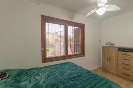 Casa à venda com 4 quartos, 227m² em Harmonia, Canoas