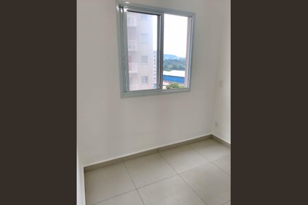 Quarto de apartamento para alugar com 2 quartos, 44m² em Vila Sul Americana, Carapicuíba