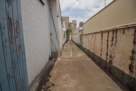 Casa para alugar com 250m², 3 quartos e 4 vagas