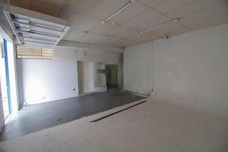 Casa para alugar com 250m², 3 quartos e 4 vagas