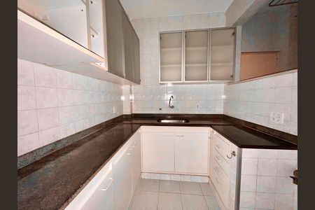 Apartamento à venda com 60m², 1 quarto e 1 vaga Apartamento à venda com 60m², 1 quarto e 1 vagaCozinha