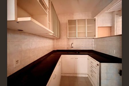 Apartamento à venda com 60m², 1 quarto e 1 vaga Apartamento à venda com 60m², 1 quarto e 1 vagaCozinha