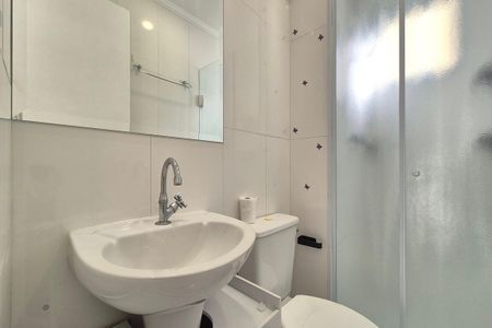 Apartamento para alugar com 52m², 3 quartos e 1 vaga Apartamento para alugar com 52m², 3 quartos e 1 vagaBanheiro
