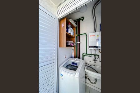 Apartamento para alugar com 49m², 2 quartos e 1 vaga Apartamento para alugar com 49m², 2 quartos e 1 vagaVaranda