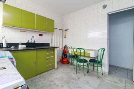 Casa para alugar com 160m², 3 quartos e 2 vagas