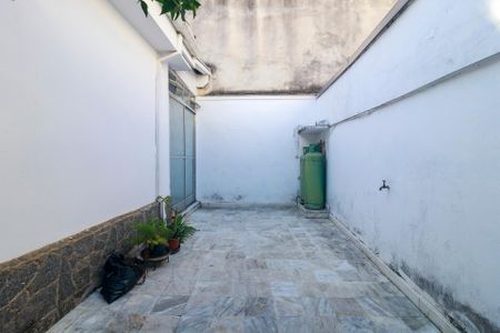 Casa para alugar com 160m², 3 quartos e 2 vagas