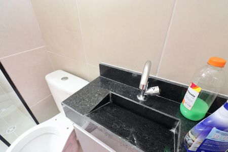 Apartamento para alugar com 40m², 2 quartos e 1 vaga Apartamento para alugar com 40m², 2 quartos e 1 vagaBanheiro