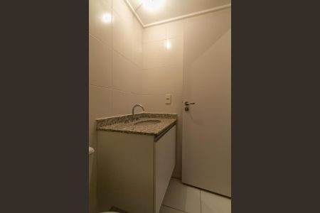 Apartamento para alugar com 55m², 2 quartos e 1 vaga Apartamento para alugar com 55m², 2 quartos e 1 vagaBanheiro