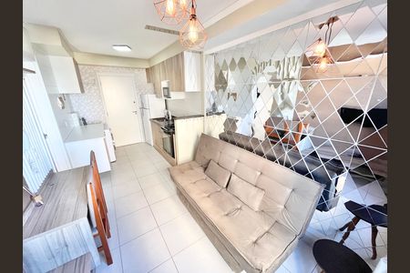 Studio para alugar com 37m², 1 quarto e sem vaga Studio para alugar com 37m², 1 quarto e sem vagaSala/Cozinha