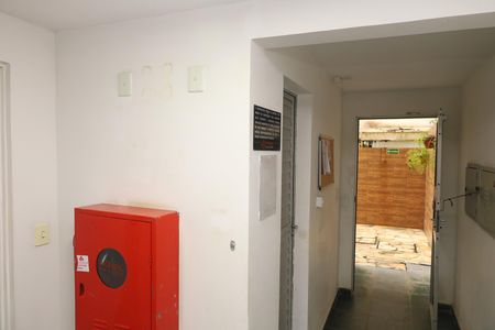 Apartamento à venda com 92m², 3 quartos e sem vagaÁrea comum - Saguão do prédio