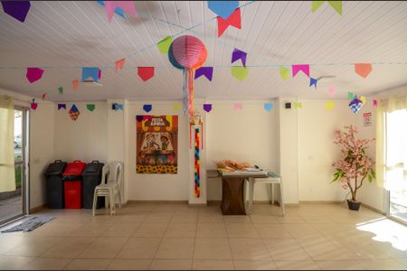 Apartamento para alugar com 52m², 2 quartos e 1 vaga Apartamento para alugar com 52m², 2 quartos e 1 vagaÁrea comum - Salão de festas