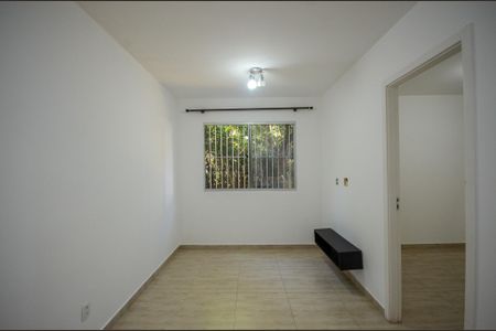 Sala de apartamento para alugar com 2 quartos, 52m² em Jardim Marilu, São Paulo