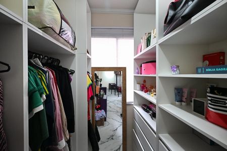 Apartamento para alugar com 67m², 3 quartos e 1 vagaCloset