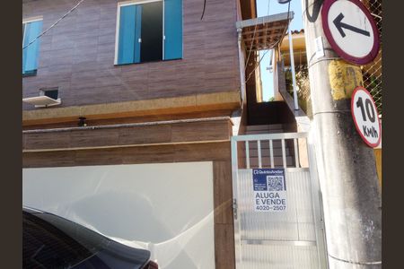 Casa para alugar com 80m², 3 quartos e sem vagaFachada