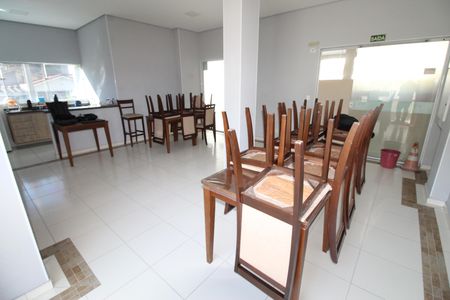 Apartamento para alugar com 50m², 2 quartos e 1 vagaÁrea comum - Salão de festas