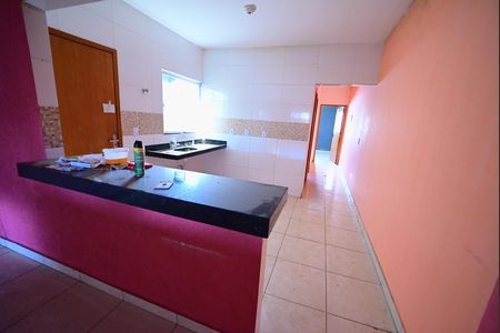 Sala de casa à venda com 2 quartos, 78m² em Residencial Santa Fé I, Goiânia