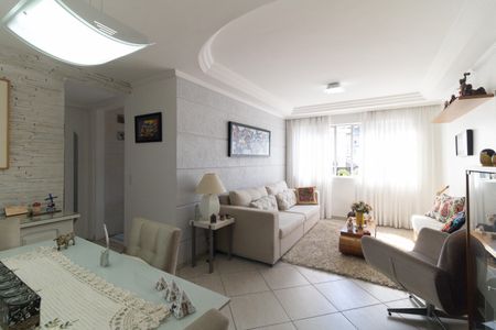 Sala de apartamento à venda com 2 quartos, 60m² em Vila Santo Estefano, São Paulo
