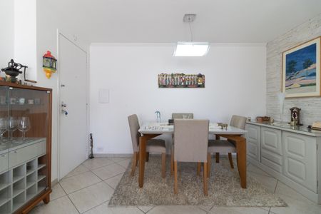 Sala de apartamento à venda com 2 quartos, 60m² em Vila Santo Estefano, São Paulo
