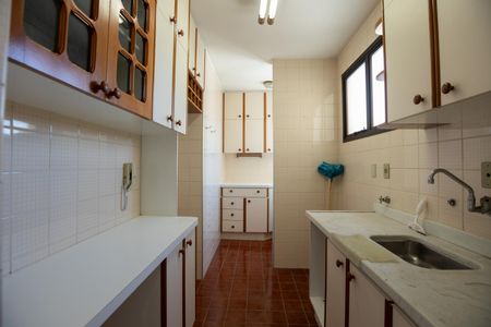 Apartamento à venda com 65m², 1 quarto e 1 vaga