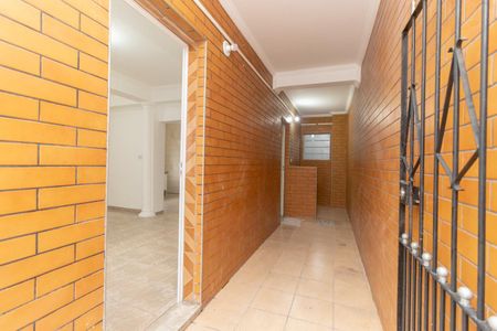 Casa para alugar com 164m², 2 quartos e 2 vagasEntrada