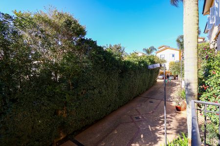Casa de condomínio para alugar com 378m², 3 quartos e 3 vagas