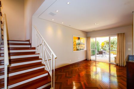 Casa de condomínio para alugar com 378m², 3 quartos e 3 vagas