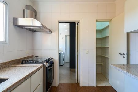 Casa de condomínio para alugar com 378m², 3 quartos e 3 vagas