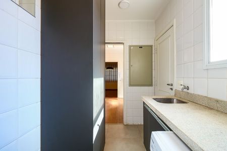 Casa de condomínio para alugar com 378m², 3 quartos e 3 vagas