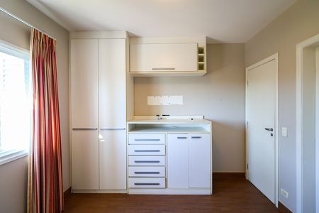 Casa de condomínio para alugar com 378m², 3 quartos e 3 vagas