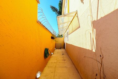 Casa de condomínio para alugar com 378m², 3 quartos e 3 vagas