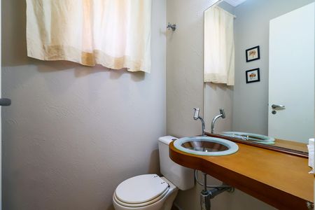 Casa de condomínio para alugar com 378m², 3 quartos e 3 vagas