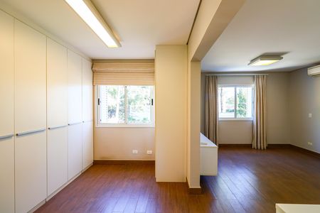 Casa de condomínio para alugar com 378m², 3 quartos e 3 vagas