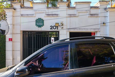 Casa de condomínio para alugar com 378m², 3 quartos e 3 vagas