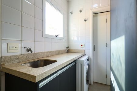 Casa de condomínio para alugar com 378m², 3 quartos e 3 vagas